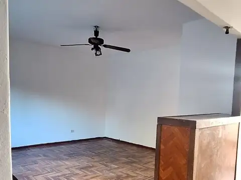 Depto Tipo Casa en Alquiler 28 años