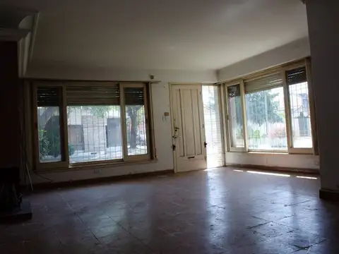 Casa en Venta en Bernal Oeste, USD 85.000