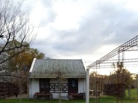 Avenida Eduardo L. Holmberg y calderon 100