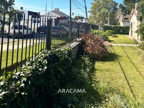 Casa en Venta en Tristán Suárez, USD 280.000