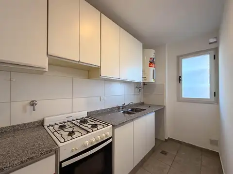 Departamento en Alquiler en Abasto, $ 500.000