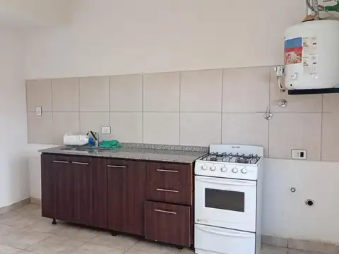 Casa 3 ambientes con 2 baños