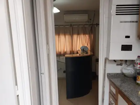 Departamento 6 ambientes con 2 baños