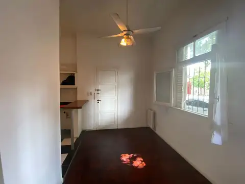 Depto Tipo Casa 2 ambientes con 1 baño