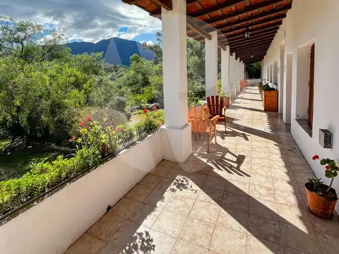Hotel en Venta en Capilla del Monte, USD 1.300.000