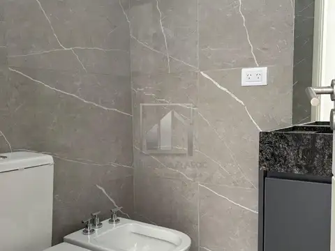 Casa 3 ambientes con 2 baños