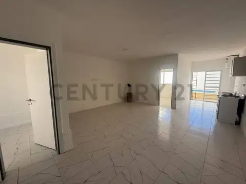 Ph en venta con pileta y cochera en San Carlos La Plata