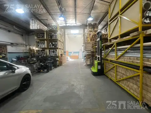 Galpon en Venta 51  mts Fondo