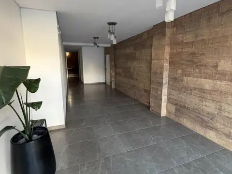 Departamento en Alquiler en Banfield, $ 650.000