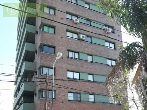 ALQUILER - Departamento de 2 ambientes en San Fernando, con cochera, balcón y SUM