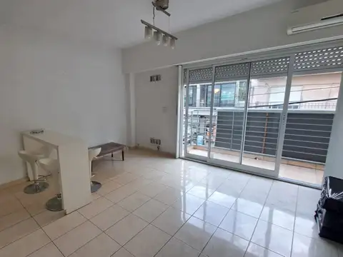 Departamento de 2 amb. amueblado sin expensas
