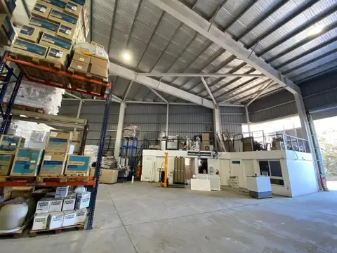 Micro Parque Industrial - Galpón 970 m²