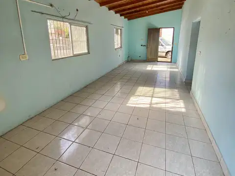 Casa en Venta en Barrio Garin Norte, USD 68.000