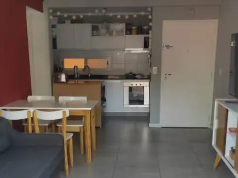 DEPARTAMENTO 2 AMBIENTES  CON COCHERA