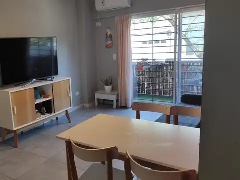 Avenida Libertador 900, Piso 1