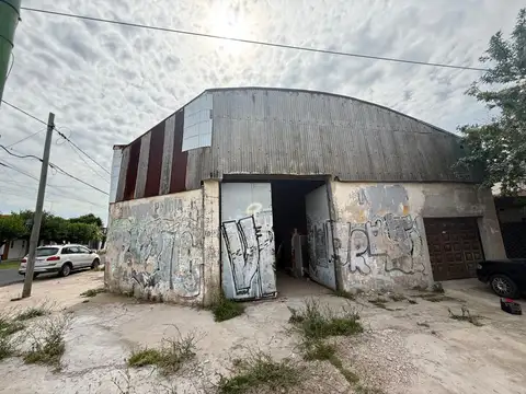GALPON EN ALQUILER - CAMPANA