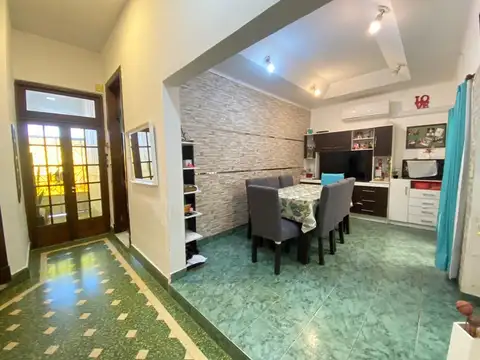 Depto Tipo Casa en Venta de 4 ambientes