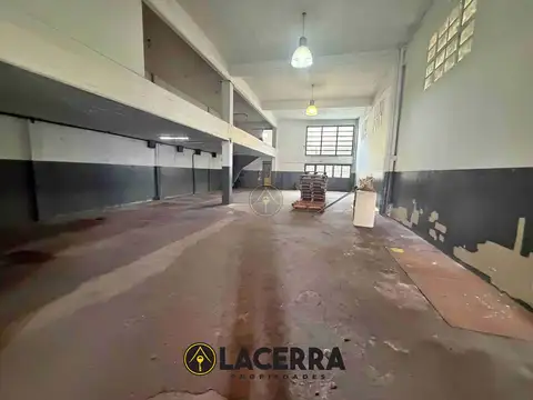 Galpon industria en Alquiler  Sarmiento al 7400