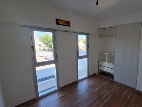 DEPARTAMENTO 2 AMBIENTES C/BALCON