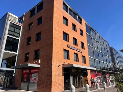 Alquiler local comercial 2256 m2 en Puerto Madero