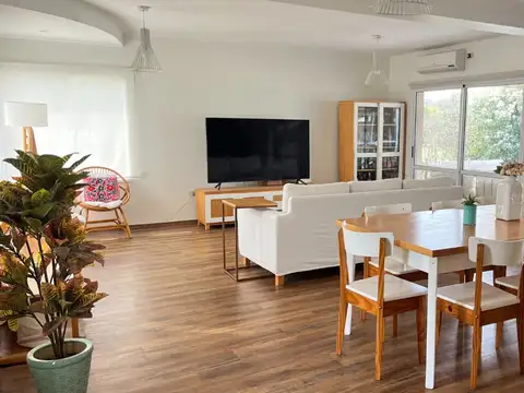 Casa en Venta en Haras Santa María, USD 320.000