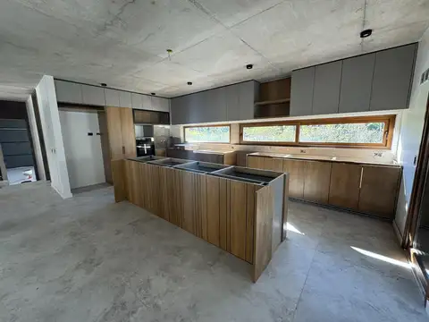 Casa en Venta en Pinamar, USD 1.190.000