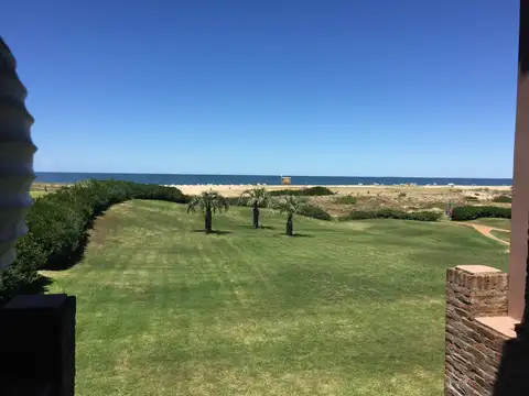 Casa en Alquiler de 3 dormitorios