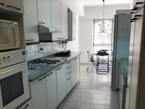 ALQUILER DEPTO 4 AMBIENTES CON COCHERA EN QUARTIER DEMARIA