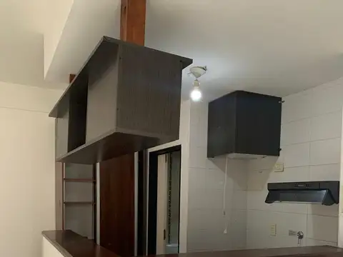 José Pascual Tamborini 5500, Piso pb