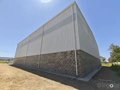 Galpon en Alquiler A Estrenar