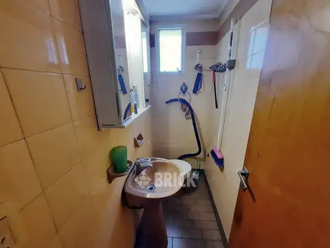 SEMIP C/DEP EN AV. JUJUY AL 100 - T/AL FTE IMPEC V/ABIERTA TODO SOL TODO EXTERNO GRAN LIVING