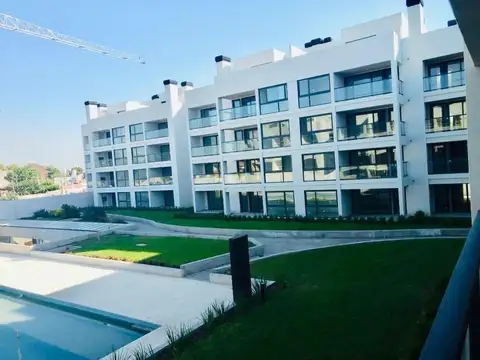 Lambare 1100, Piso 1
