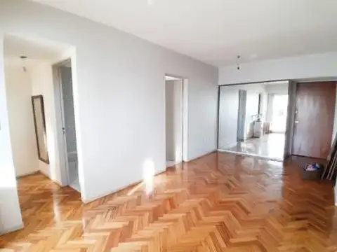 Departamento 5 ambientes con 1 baño