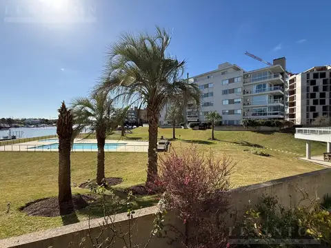 Departamento en VENTA 3 ambientes en PLANTA BAJA CON JARDIN con vista al RÍO.
