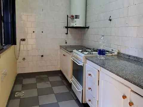 Depto Tipo Casa en Alquiler de 2 dormitorios