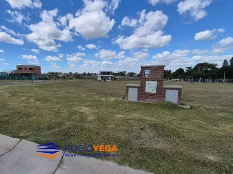 Venta de terreno en Barrio Santa Sofía, Pilar del Este