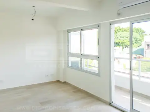 Departamento en Alquiler en Olivos Maipu/Uzal, $ 850.000