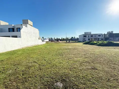 Terreno en Venta 15  mts Frente