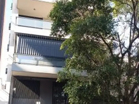ALQUILO PISO EXCLUSIVO A ESTRENAR CON BALCÓN