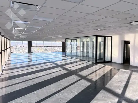 Oficina Monoambiente con 2 baños
