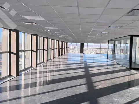 ALQUILER OFICINA 420m2 CON 2 COCHERAS CUBIRTAS - MICROCENTRO NEUQUÉN