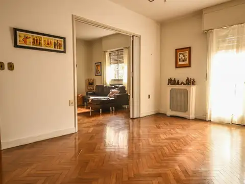 Venta apartamento 3 dorm. + servicio - Centro