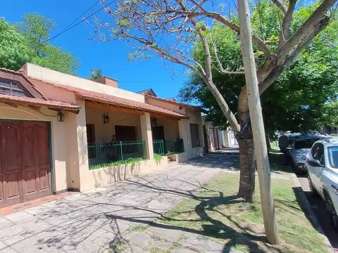 Casa en Esc.-Centro