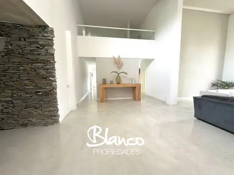 Casa en Alquiler al Norte