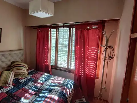 VENTA CASA 2 PLANTAS DE 4 AMB EN TURDERA