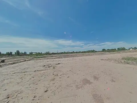 Terreno en Venta 20  mts Fondo