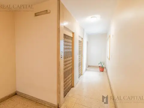 Departamento en Venta en Balvanera, USD 123.000