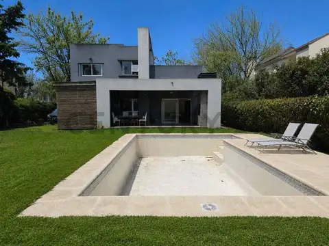 Casa en Venta en Villa Rosa, USD 137.000