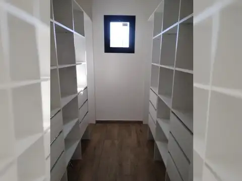 Casa  en Venta en Riberas, Puertos, Escobar