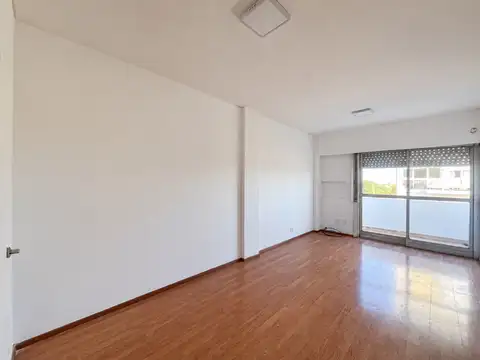 VENTA/ PERMUTA- Departamento de 1 dormitorio y balcón- Cañada De Gómez